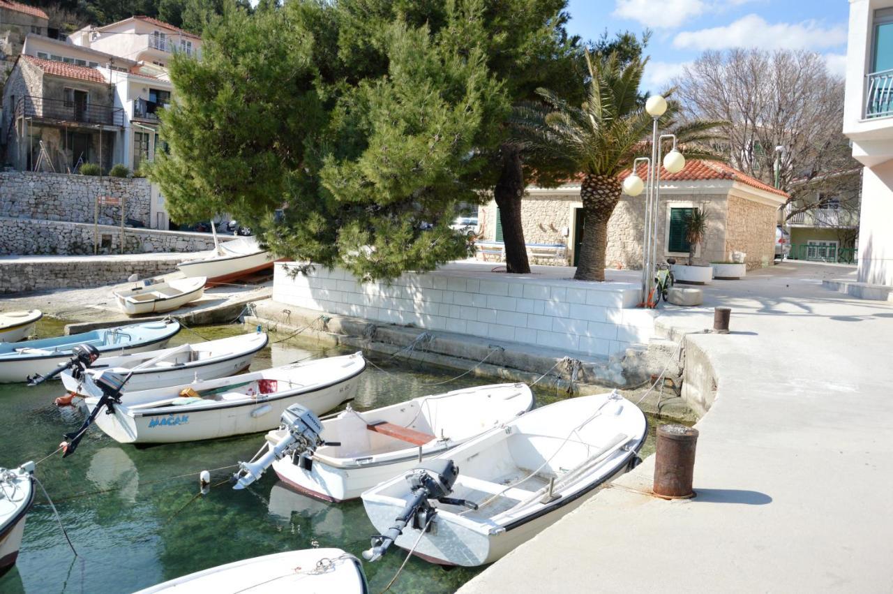 Hotel Quercus Drvenik  Exterior photo